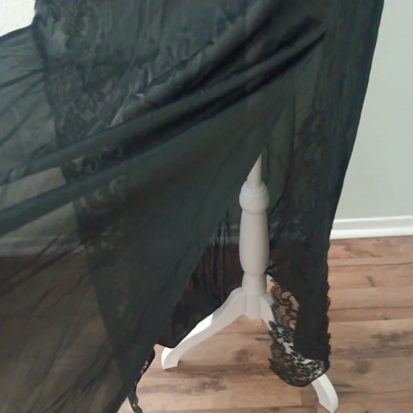 Vintage Black Lace Trim Long Chemise Slip - Picture 4 of 7